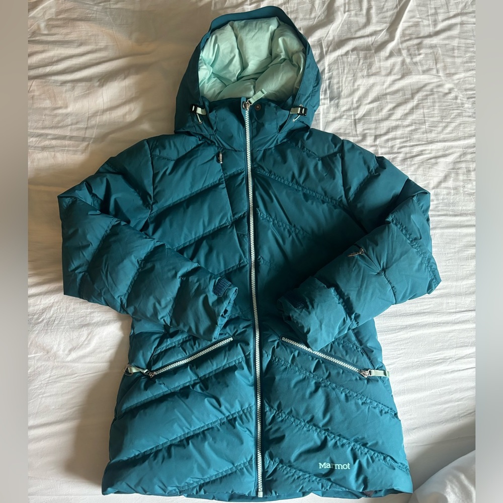 Marmot ski coat size medium